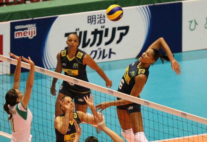 Sele&ccedil;&atilde;o brasileira feminina de v&ocirc;lei fez 3 sets a 0 nesta quinta-feira em T&oacute;quio