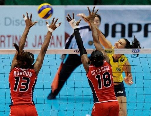 Scheila ataca contra as dominicanas