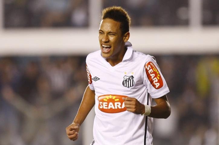 Neymar luta por pr&ecirc;mio da Fifa de gol mais belo do ano