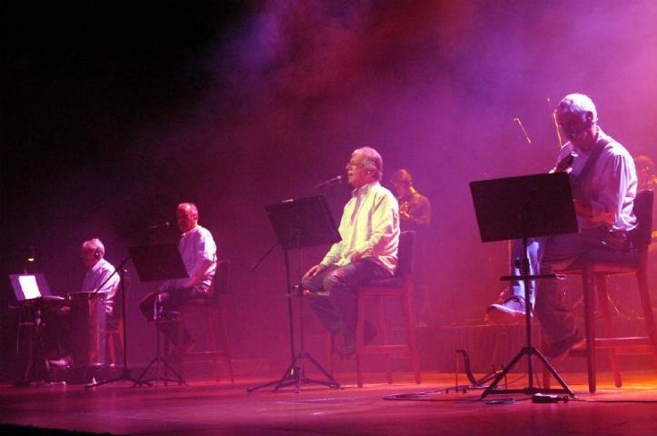 MPB4 faz show com m&uacute;sicas que marcaram a hist&oacute;ria 