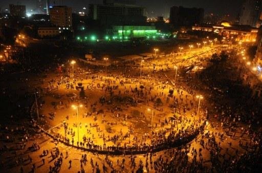 Confrontos na Pra&ccedil;a Tahrir j&aacute; somam 11 mortos