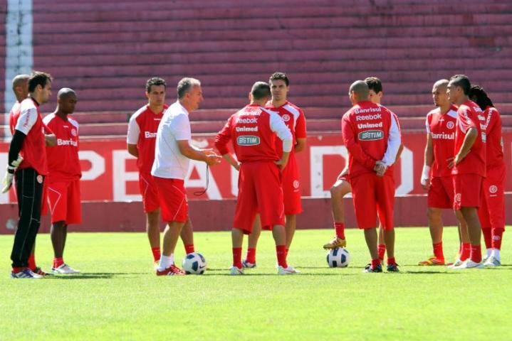 Atletas do Inter ganhar&atilde;o bicho extra em caso de vit&oacute;ria nas &uacute;ltimas rodadas