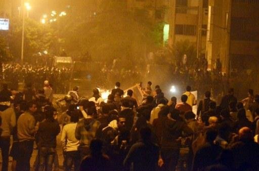 Houve confrontos entre policiais e manifestantes contr&aacute;rios &agrave; Junta Militar que governa o 