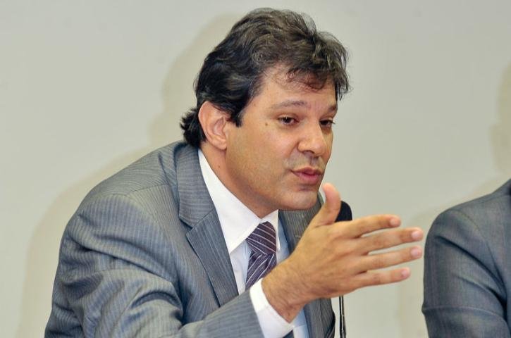 Haddad afirma que h&aacute; fortes ind&iacute;cios de que professor tenha vazado quest&otilde;es do Enem 