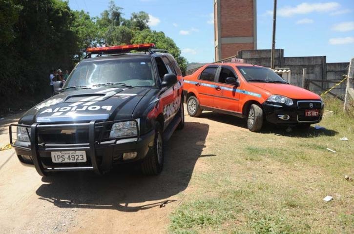 Carro da v&iacute;tima j&aacute; havia sido localizado na estrada Cristiano Kraemer, com marcas de sangue e uma faca