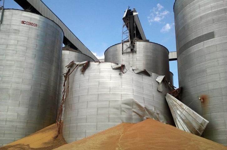 Silo de gr&atilde;os explode em J&uacute;lio de Castilhos