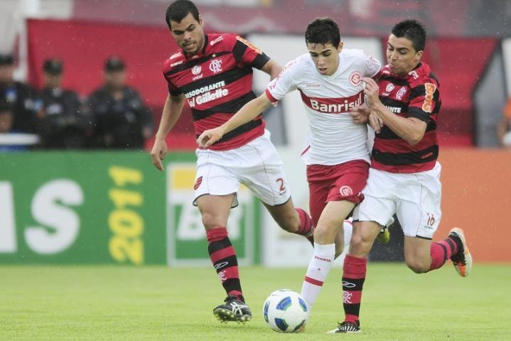 Inter de Oscar precisa vencer o Gre-Nal para chegar &agrave; Libertadores