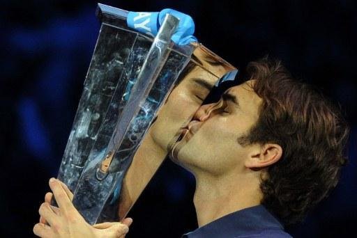 Ap&oacute;s t&iacute;tulo, Federer &eacute; confirmado em terceiro no ranking mundial