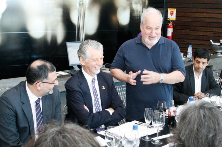 Evento reuniu prefeitos e secret&aacute;rios de Cultura de Porto Alegre e Canoas