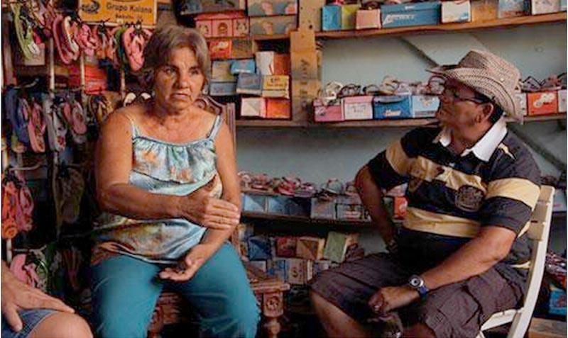 Cena de Olhe para Mim de Novo, um dos t&iacute;tulos da mostra que come&ccedil;a hoje