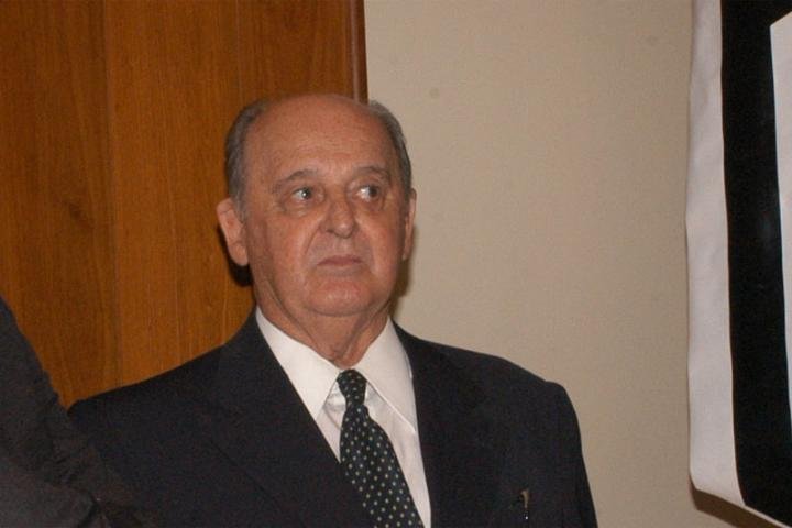 Para Rubens Minelli, ter treinado Inter n&atilde;o d&aacute; vantagem a Roth no Gre-Nal