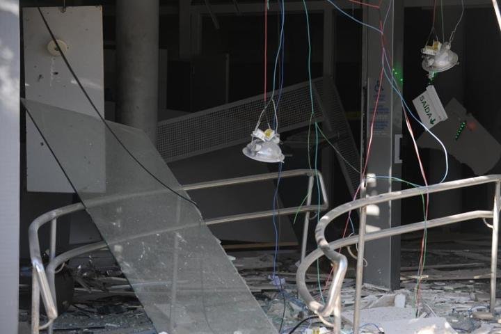Sala de autoatendimentoi ficou destru&iacute;da