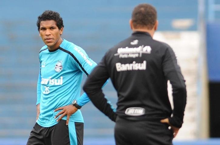 STJD pune Brand&atilde;o com dois jogos de suspens&atilde;o