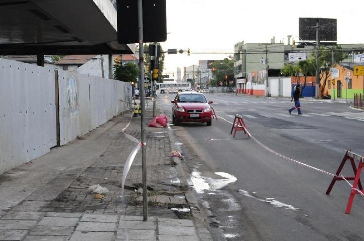 Produto qu&iacute;mico causa transtorno na zona Norte de Porto Alegre