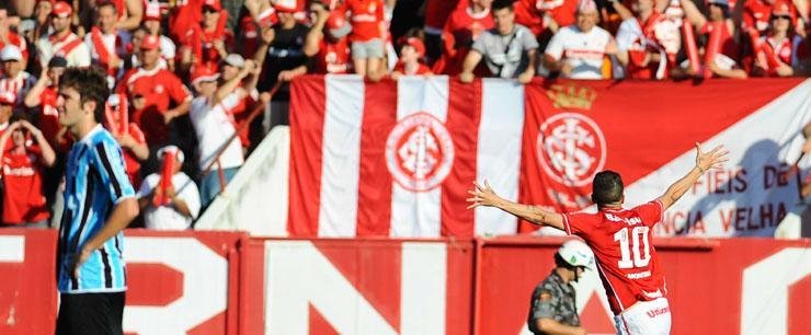 Gre-Nal terminou com colorados comemorando