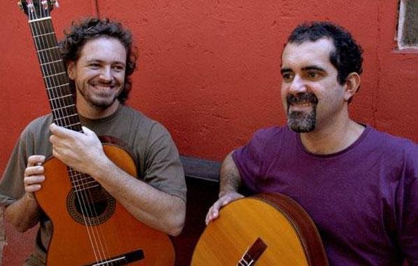 Duo de violonistas Batuque de Cordas se apresenta quarta na Casa de Cultura