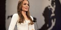 Angelina Jolie estreia como diretora com romance sombrio na Bósnia