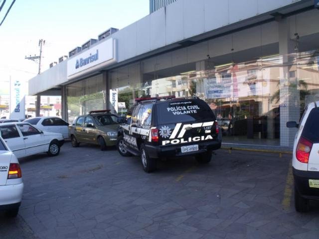 Ag&ecirc;ncia foi arrombada em Passo Fundo