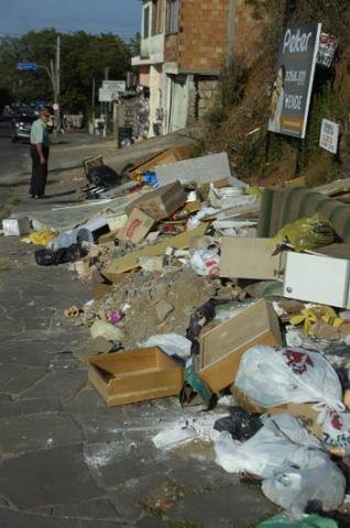 Coleta de lixo deve ser normalizada a partir de quarta-feira