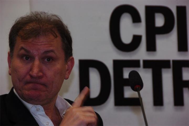 Lair Ferst confirma den&uacute;ncias de corrup&ccedil;&atilde;o no Detran em depoimento