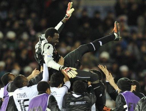 Goleiro Mohamed se tornou o her&oacute;i do Al-Sadd ao defender um p&ecirc;nalti