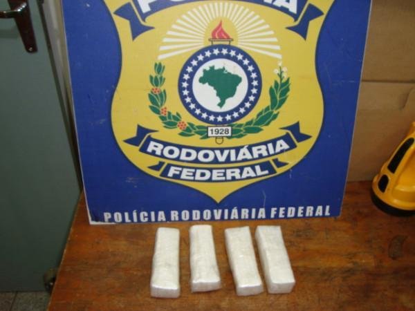 Coca&iacute;na estava dentro do &ocirc;nibus