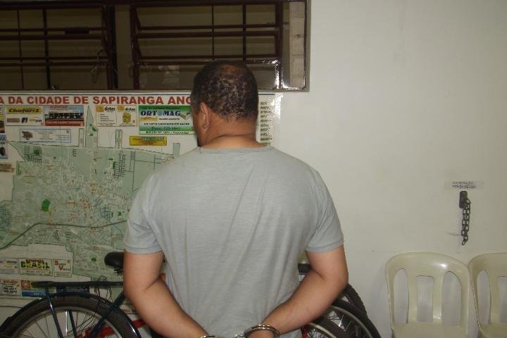 Homem foi preso em Araric&aacute;