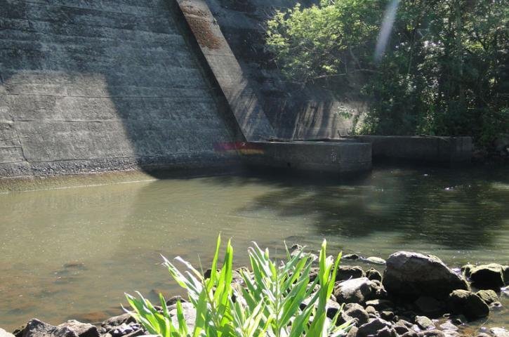 &Aacute;gua do Rio Paranhana foi represada entre Canela e Tr&ecirc;s Coroas