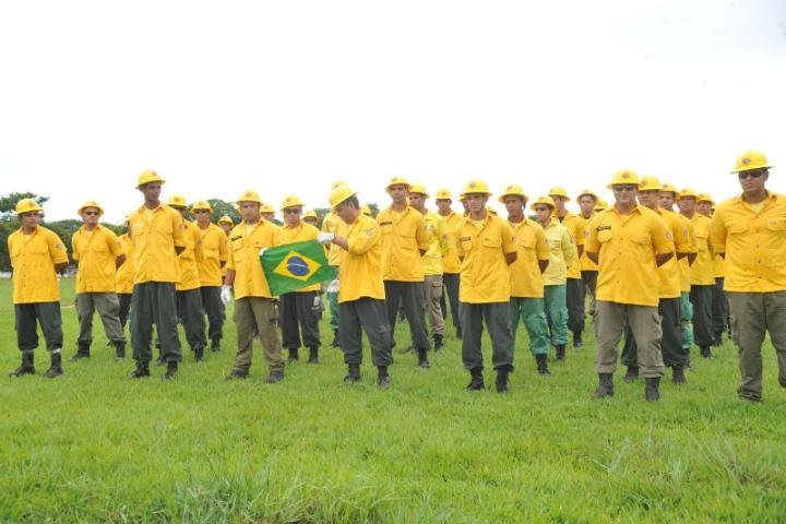 Brigadistas partiram hoje para o Chile