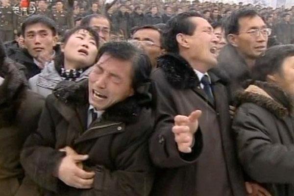 Coreia do Norte castiga quem n&atilde;o chorou nos funerais de Kim Jong Il