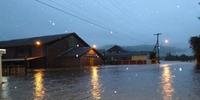 Prédio da Prefeitura de Caraá ficou inundado com a força da chuva