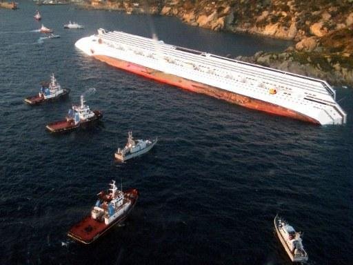 	O comandante do navio Costa Conc&oacute;rdia foi preso ap&oacute;s o naufr&aacute;gio