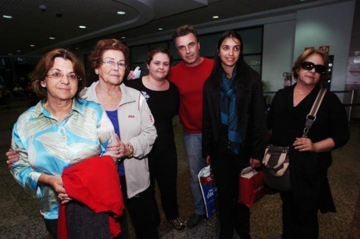 Segundo grupo de ga&uacute;chos chega a Porto Alegre ap&oacute;s naufr&aacute;gio na It&aacute;lia