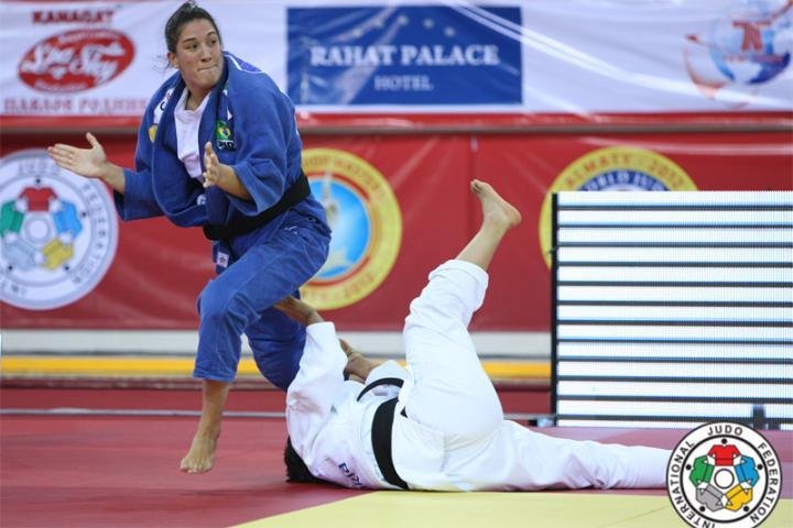 Mayra Aguiar vence campe&atilde; ol&iacute;mpica e leva ouro no Masters de Jud&ocirc;