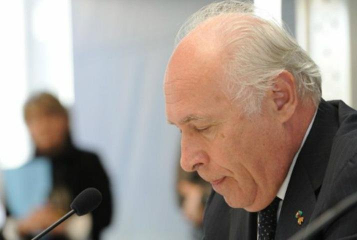 Foschi disse que capit&atilde;o cometeu erros "inexplic&aacute;veis"