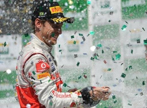 Piloto ingl&ecirc;s dar&aacute; as primeiras voltas com o carro na pista de Jerez de la Frontera, na Espanha