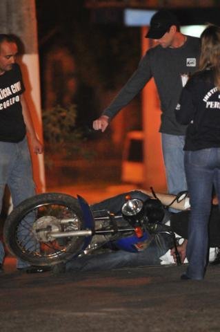 Policiais repassam o que ocorreu durante tiroteio
