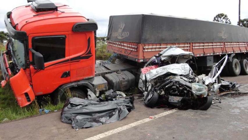 A rodovia foi liberada por volta das 18h30min, depois de duas horas de bloqueio em fun&ccedil;&atilde;o do acidente