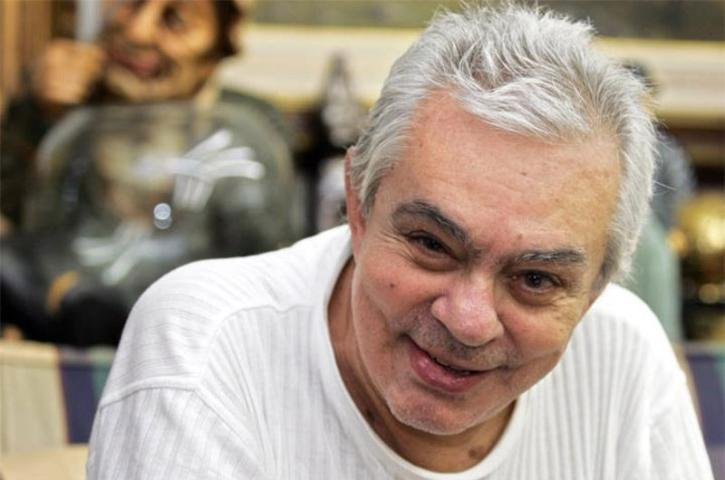 Chico Anysio permanece internado em estado grave