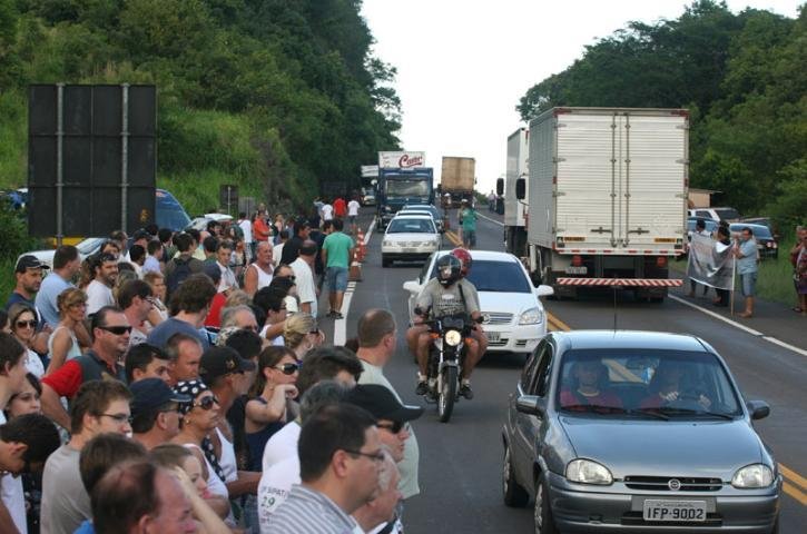 Ocorreu a cerca de 500 metros da pra&ccedil;a de ped&aacute;gio