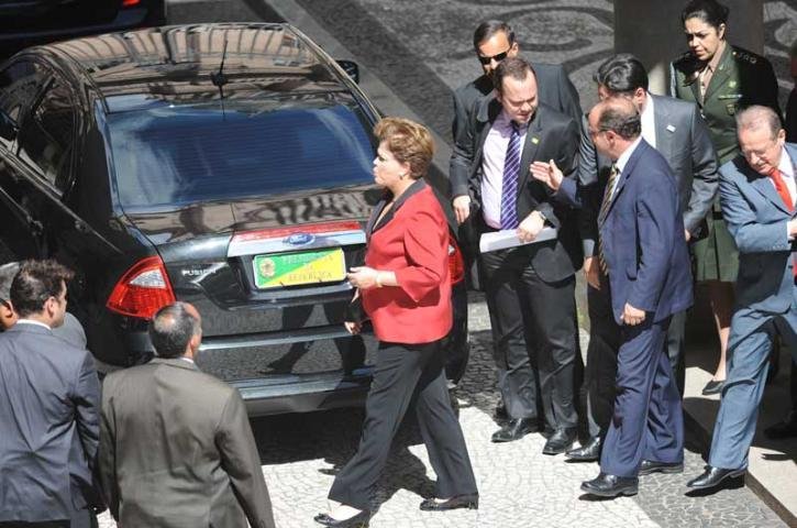 Dilma confirma pagamento de d&iacute;vida da Uni&atilde;o com a CEEE