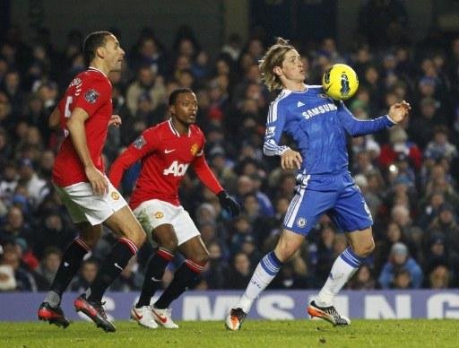 Manchester United reage e arranca empate com Chelsea