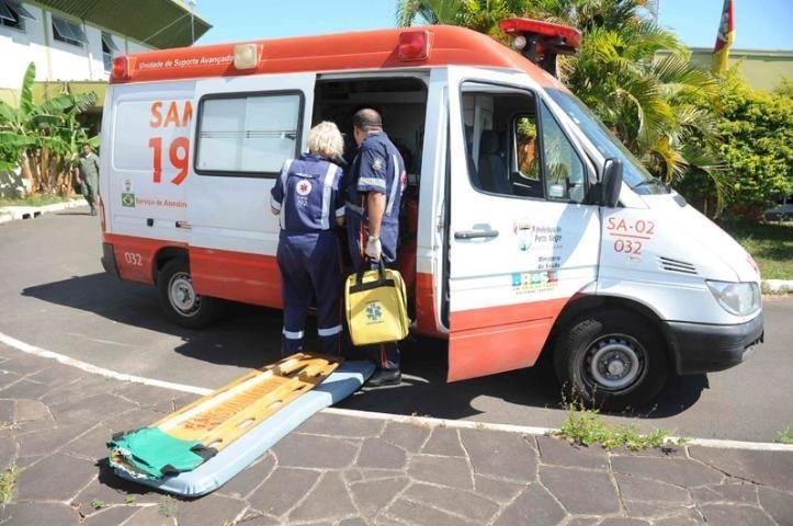 Menino atacado por c&atilde;o chegou a ser transferido para Porto Alegre