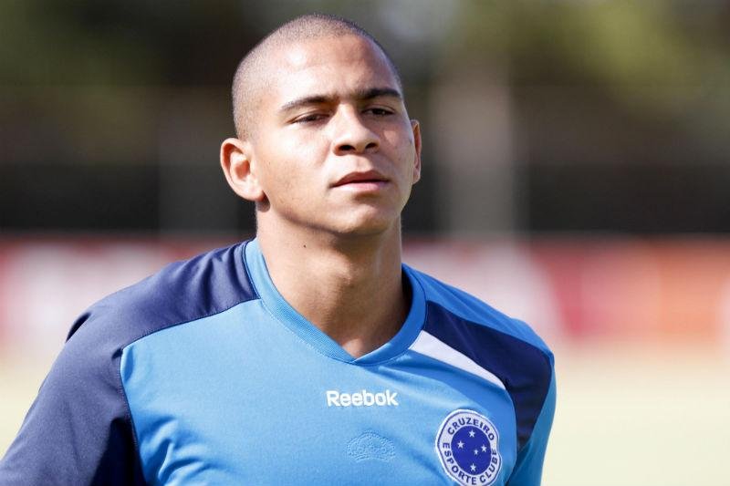 Walter ainda n&atilde;o estava regularizado na primeira rodada do Campeonato Mineiro