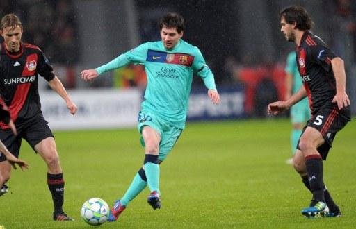 Diretor critica postura de jogadores do Bayer Leverkusen com Messi