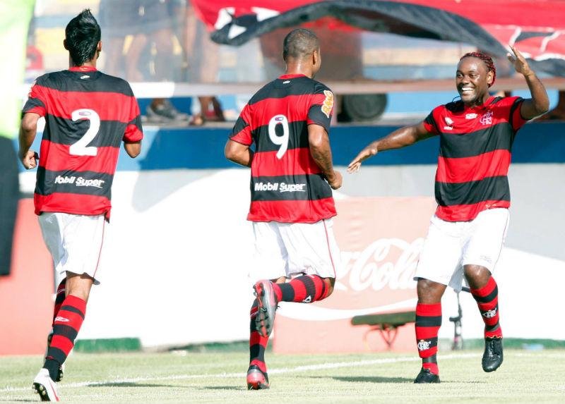 Love prev&ecirc; semifinal complicada para o Flamengo