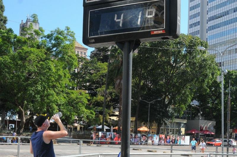 Term&ocirc;metros marcaram 41&ordm; na Capital neste ano