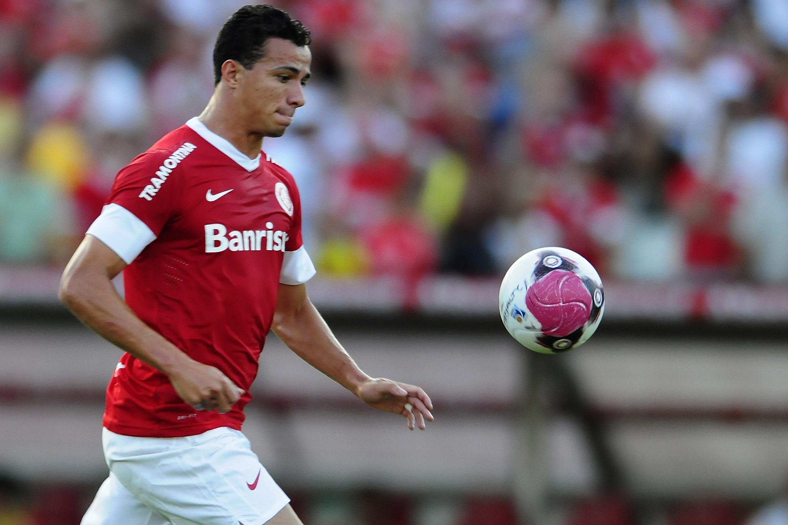 Dami&atilde;o poder&aacute; ser vendido ao PSG na metade do ano