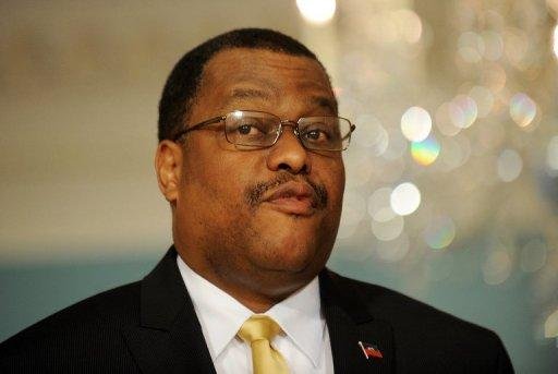 Primeiro-ministro haitiano apresenta ren&uacute;ncia