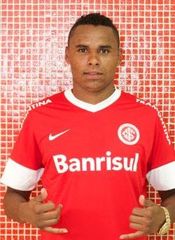 Meia-atacante foi contratado em fevereiro e inscrito na Libertadores 